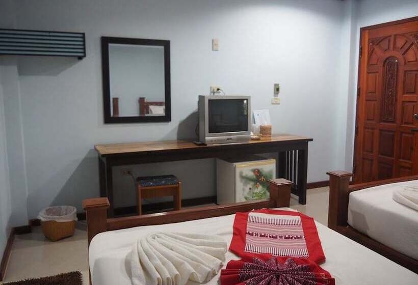 ホテル Oopkaew Resort