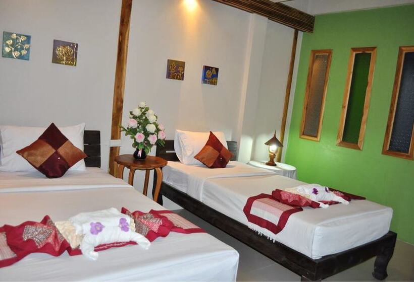 ホテル Oopkaew Resort