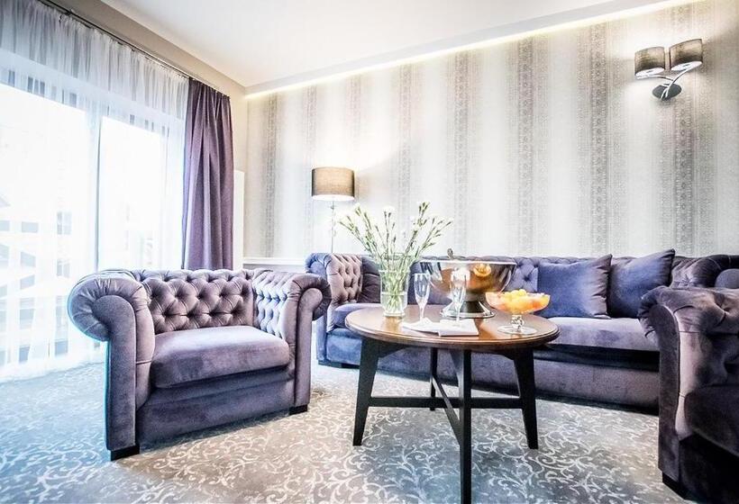 Отель Pałac Poledno