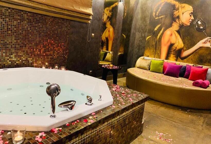 Отель Pałac Poledno