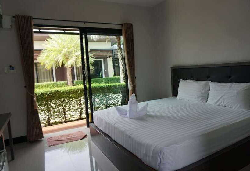 Отель Phumipat Resort Thungsong