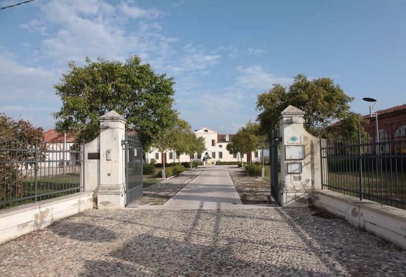 ホテル Possessioni Ferraresi