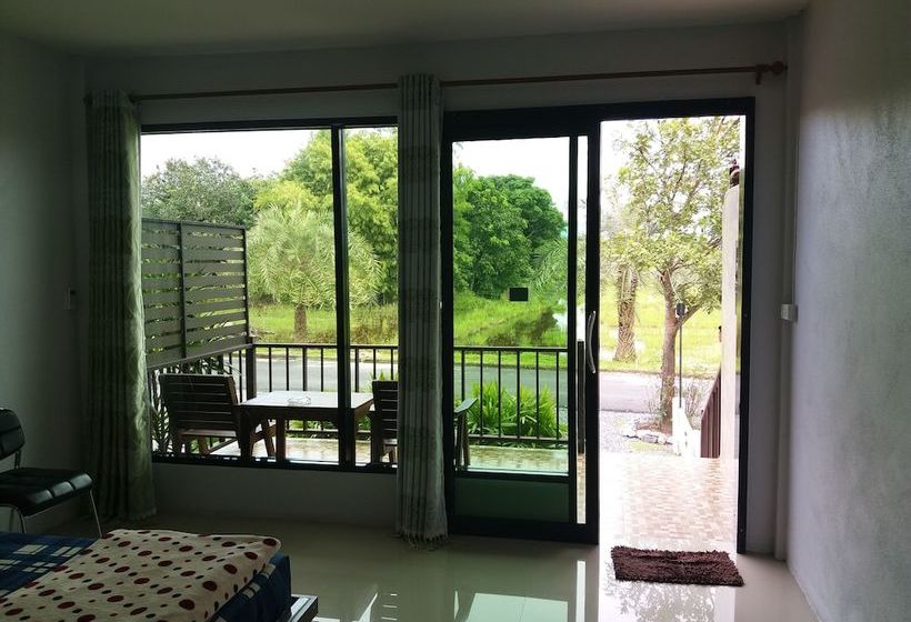 Szálloda Preecha Resort