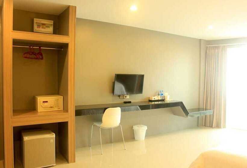 ホテル Punfun Apartment