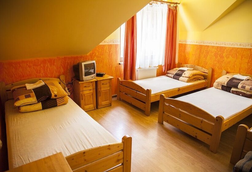 בית מלון כפרי Rancho Adama