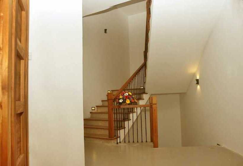 فندق Randula Grand Venus