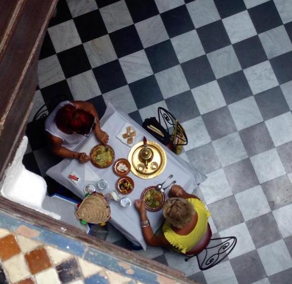 هتل Riad Dalia Tetouan