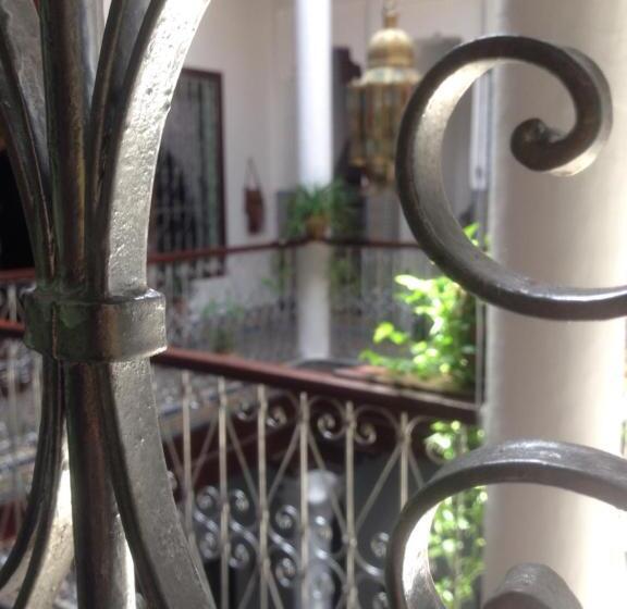 هتل Riad Dalia Tetouan