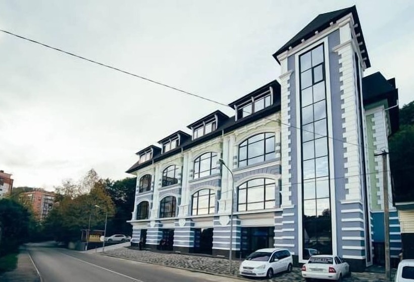 בית מלון כפרי Royal