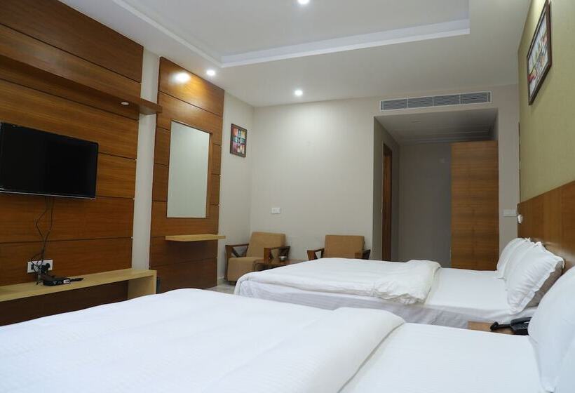 酒店 Royal Hillton