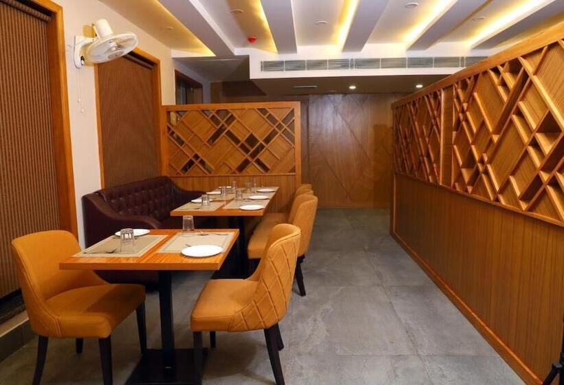 酒店 Royal Hillton