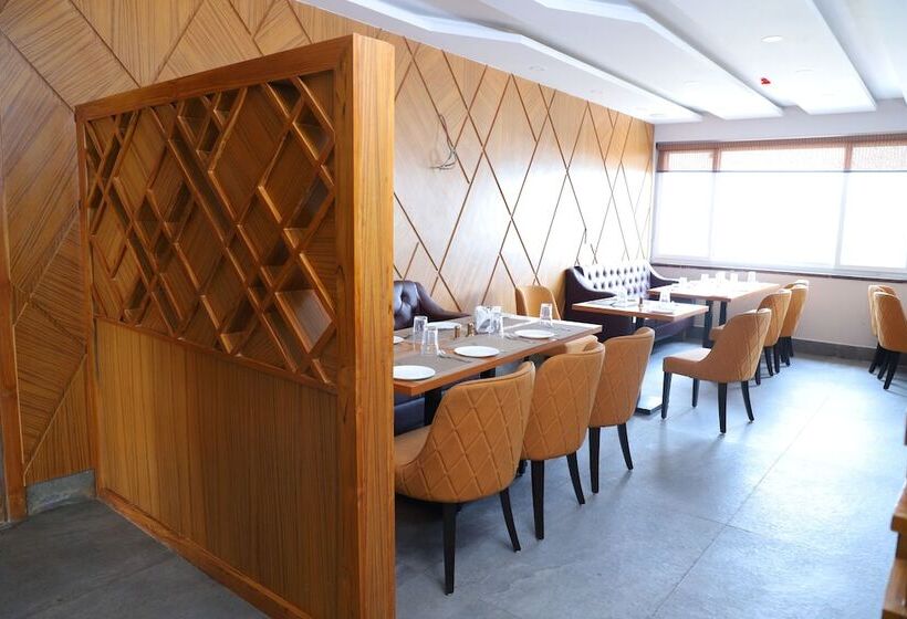 酒店 Royal Hillton