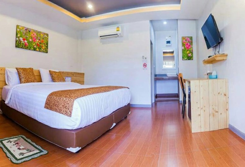 Отель Ruenchan Resort At Khao Phanom