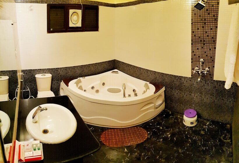 ホテル S Diamond Glory   Mandarmani