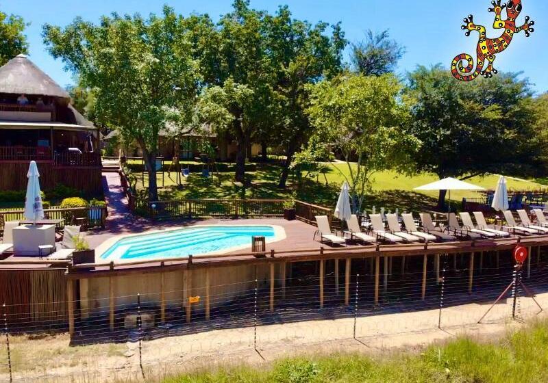 בית מלון כפרי Sabie River Bush Lodge