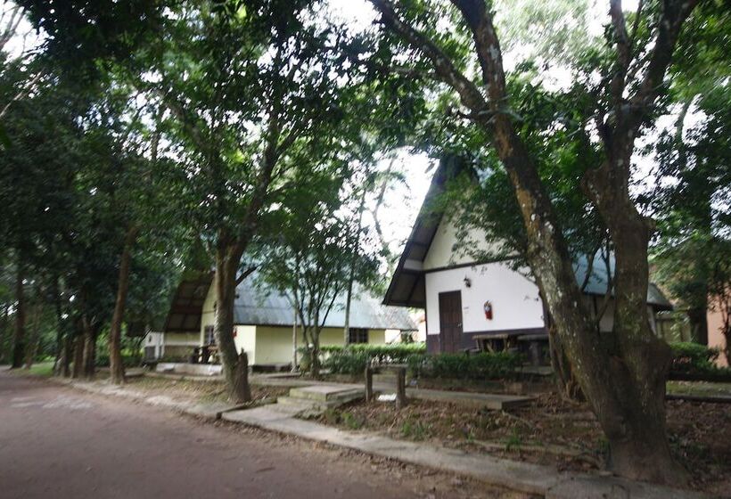 فندق Saksupha Resort