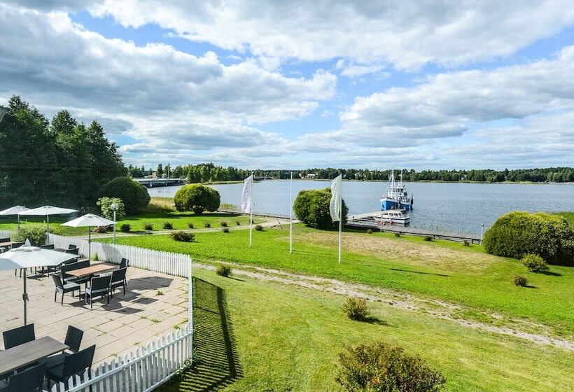 Отель Sea Front