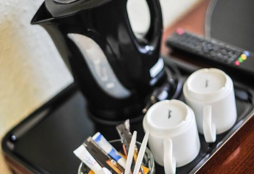 Отель Sea Front