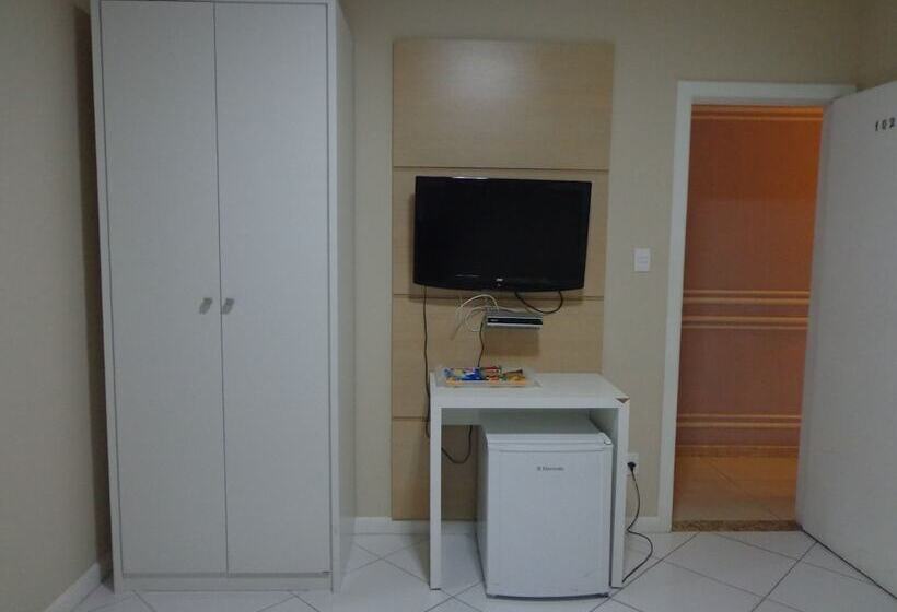 בית מלון כפרי Serra Plaza