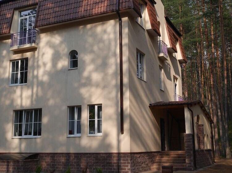 Отель Shishki Na Lampushke   Casa De Campo