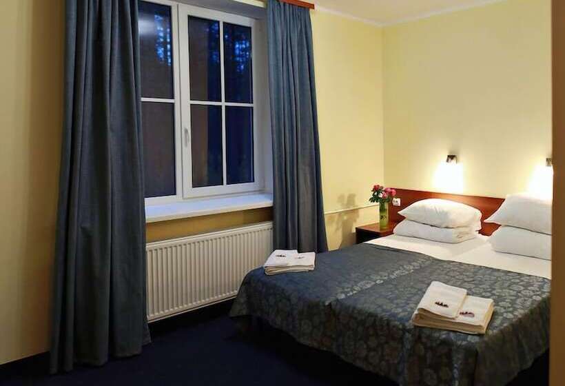 호텔 Shishki Na Lampushke   Casa De Campo