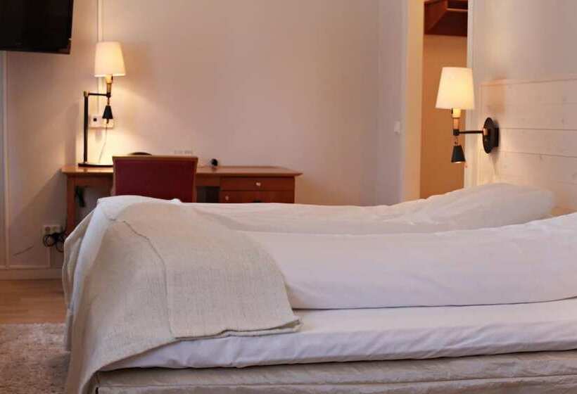 בית מלון כפרי Sorsele River