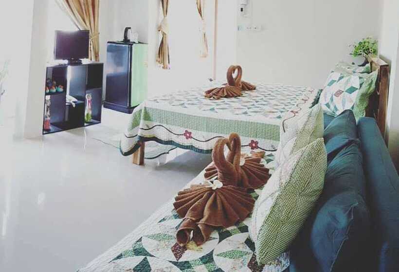 호텔 Sukkasem Guesthouse Thungsong