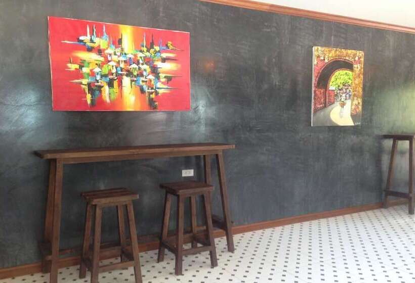 בית מלון כפרי Tai Baan Resort