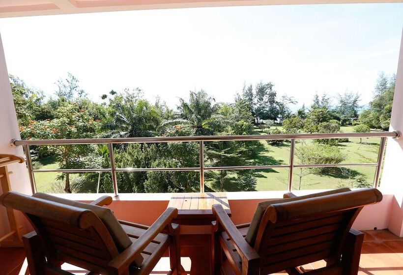 호텔 The Princess Beach Resort