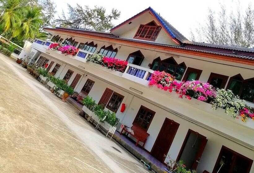 호텔 The Princess Beach Resort