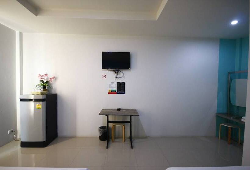 ホテル The Resort Kabinburi