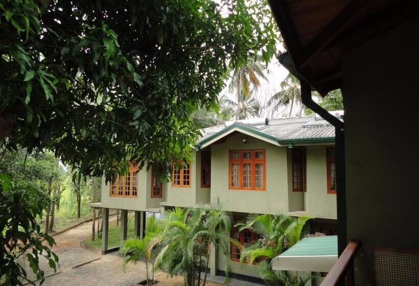 酒店 Tikiri Villa Eco Resort