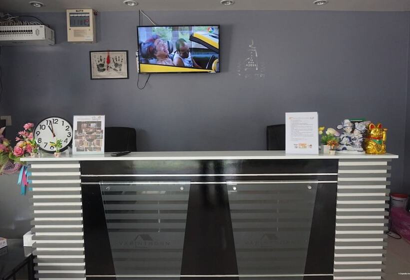 בית מלון כפרי Varinthorn Residence