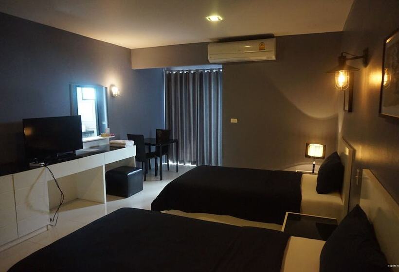 בית מלון כפרי Varinthorn Residence