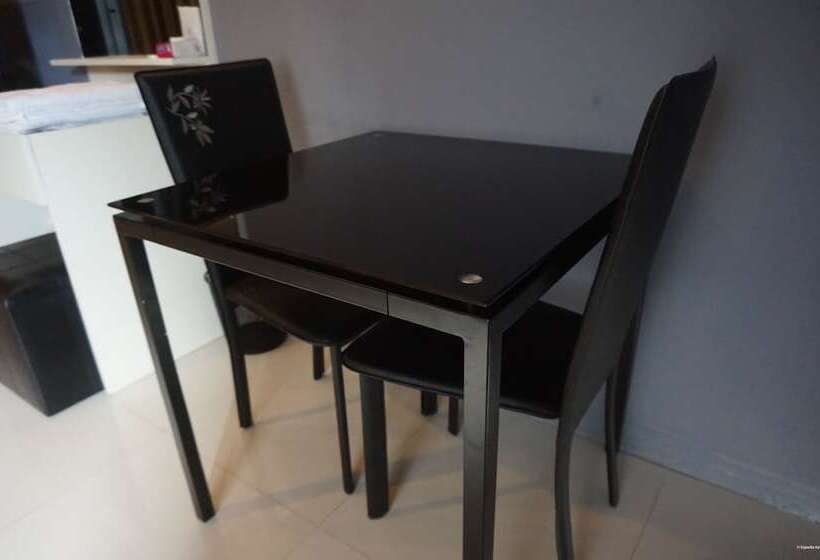 בית מלון כפרי Varinthorn Residence