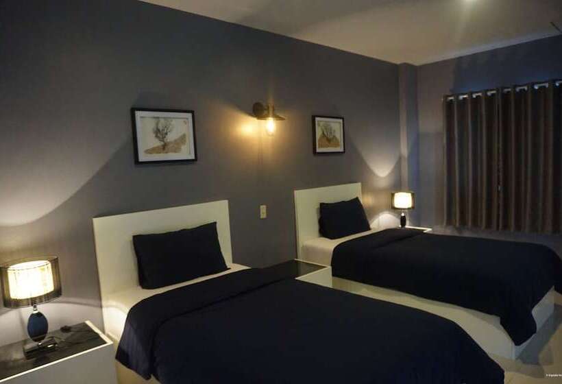 בית מלון כפרי Varinthorn Residence