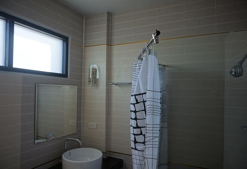 בית מלון כפרי Varinthorn Residence