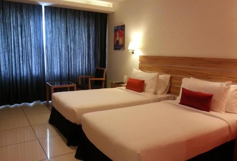 Отель Wonderla Resort
