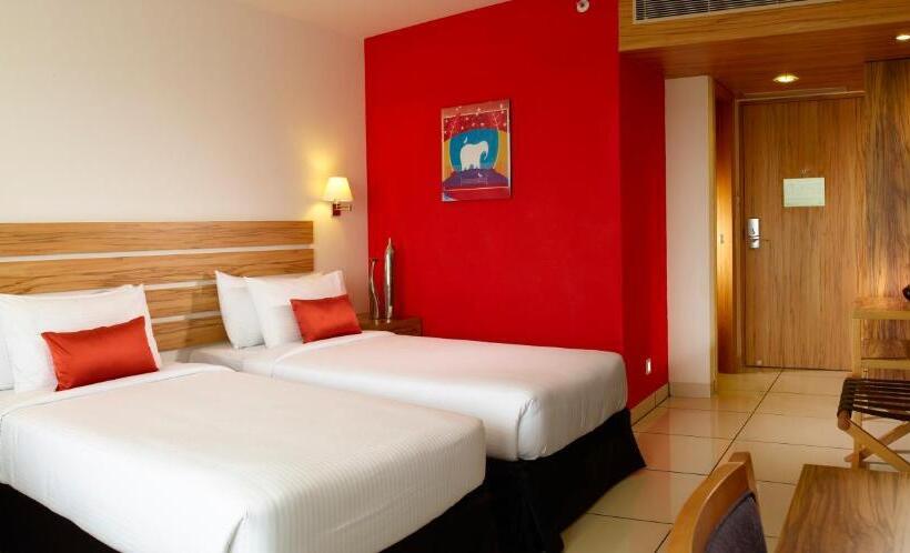 בית מלון כפרי Wonderla Resort