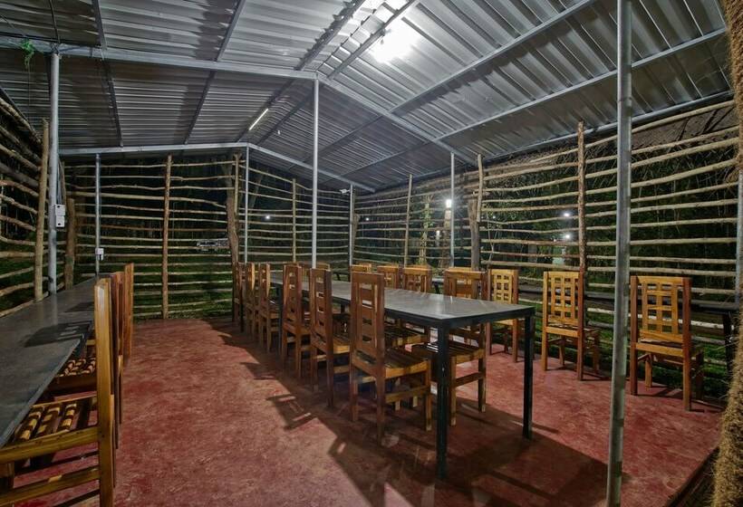 Отель Yuhibuhi Forest Resort