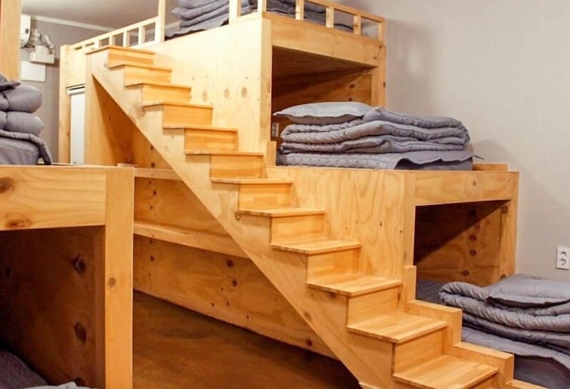 Illuso Guesthouse   Hostel