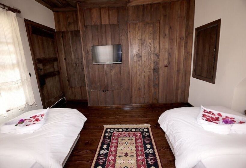 Kadilar Pasazade Konagi Butik Otel