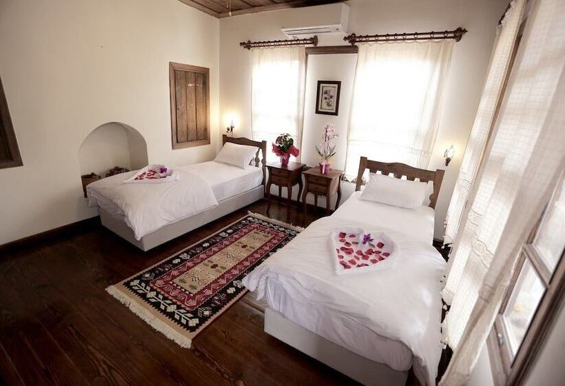 Kadilar Pasazade Konagi Butik Otel