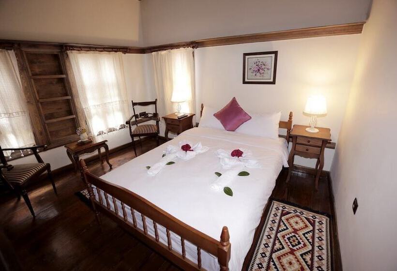 Kadilar Pasazade Konagi Butik Otel