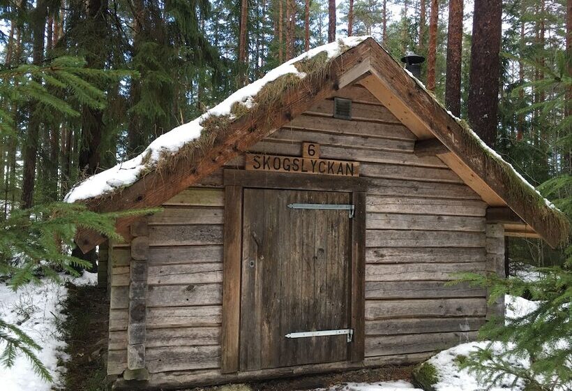 Kolarbyn Eco Lodge   Hostel