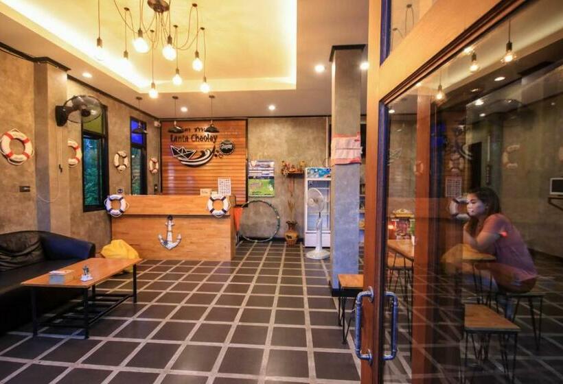 הוסטל Lanta Chaolay