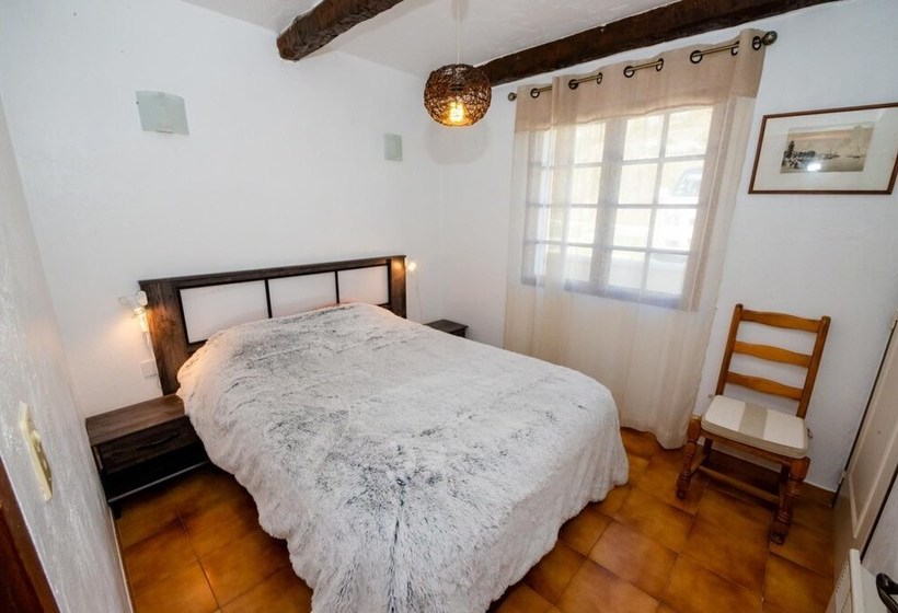 Laureanne By Gites De France