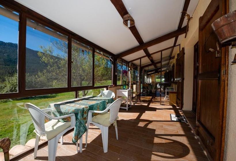 Laureanne By Gites De France