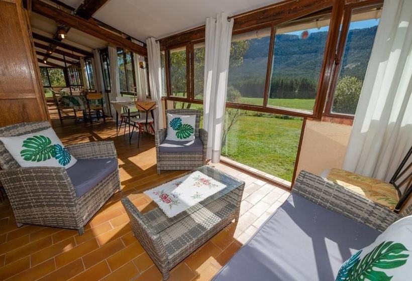 Laureanne By Gites De France