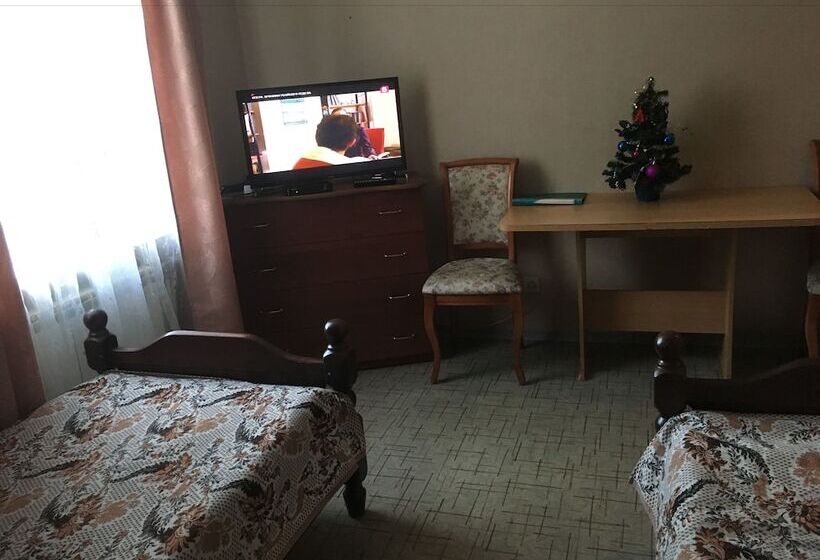 Lesogorskaya Resort   Hostel